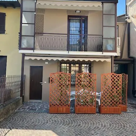 Casa Duilia Centro Storico Holiday home Padenghe sul Garda
